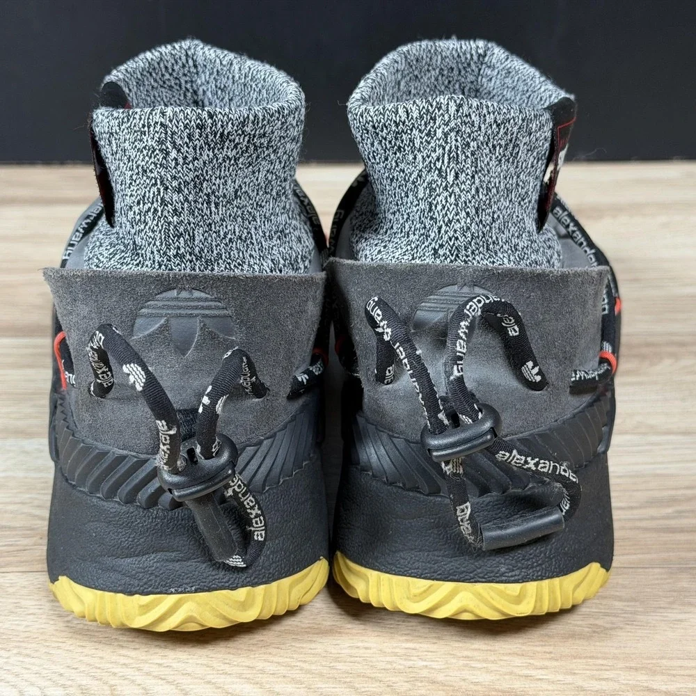 Adidas x Alexander Wang Shoes Mens Size 10.5 Silver Black Puff Trainer FV2960 - Picture 4 of 9